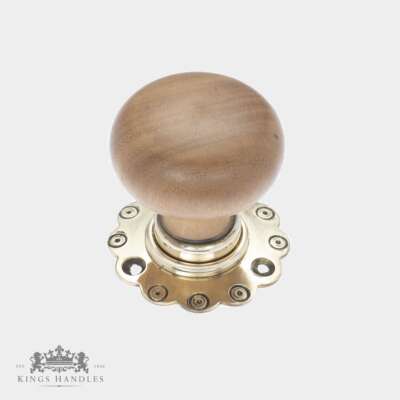 Solid Oak Bun Door Knobs - (OBU)