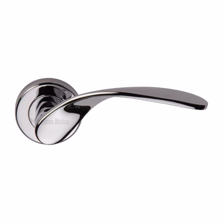 Volo Door Handle on Round Rose