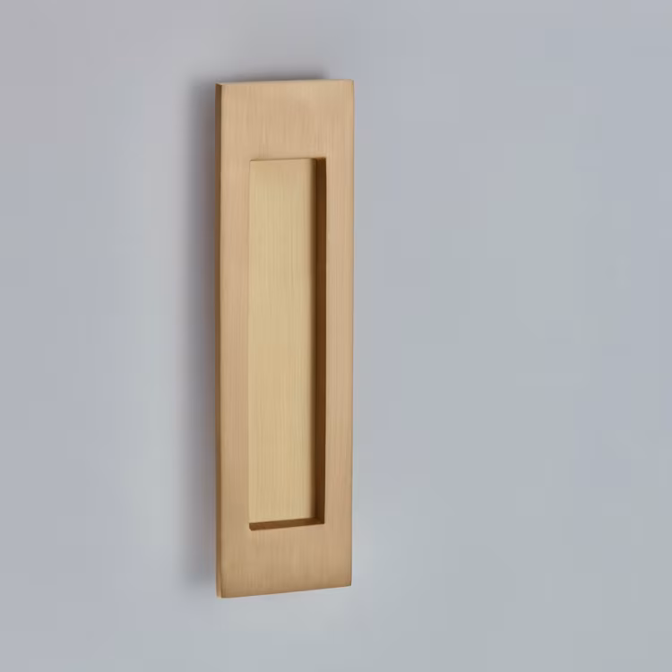 Upright Letter Plate