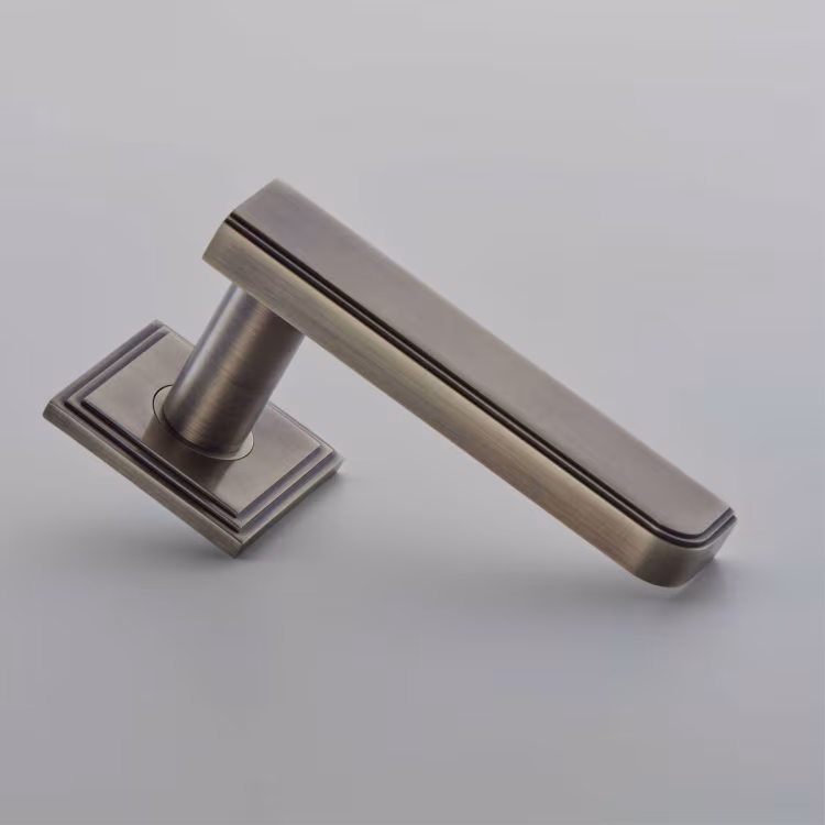 Apex Lever