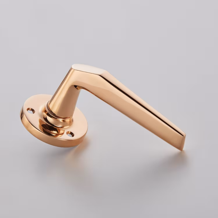 Brockton Lever On Round Rose
