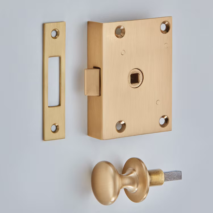 Shutter Latch, including Knob