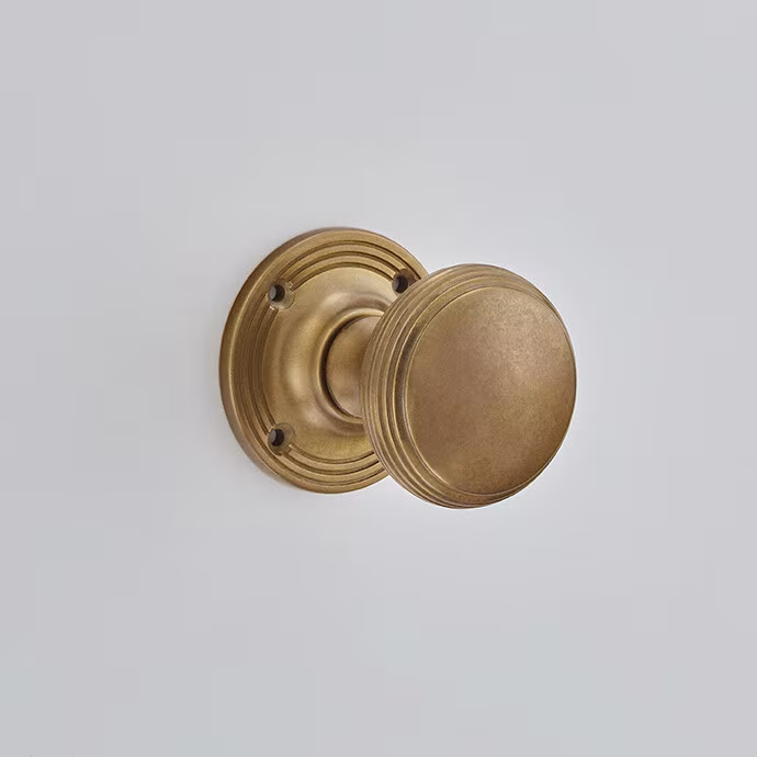 Reeded Cushion Knob Rim Furniture