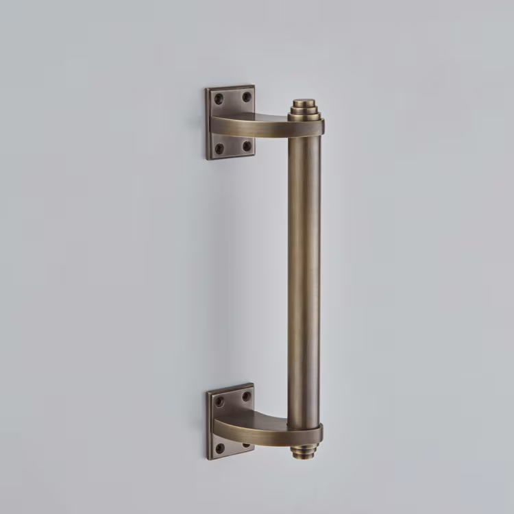 Pull Handle On Roses