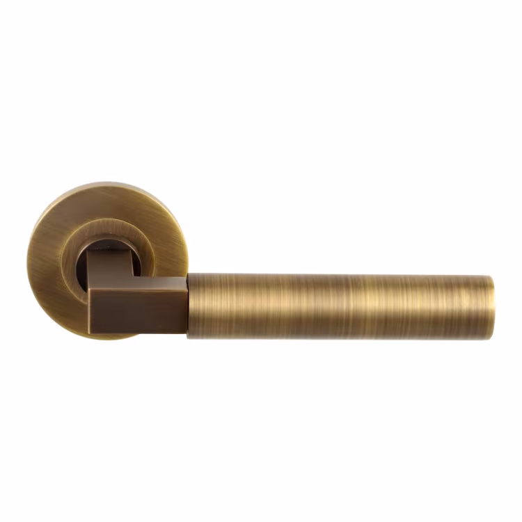 Hurricane Plain Lever on Round Rose
