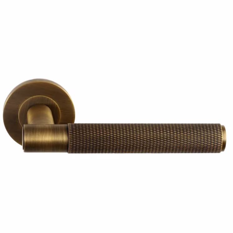 Spitfire Knurled Lever on Round Rose