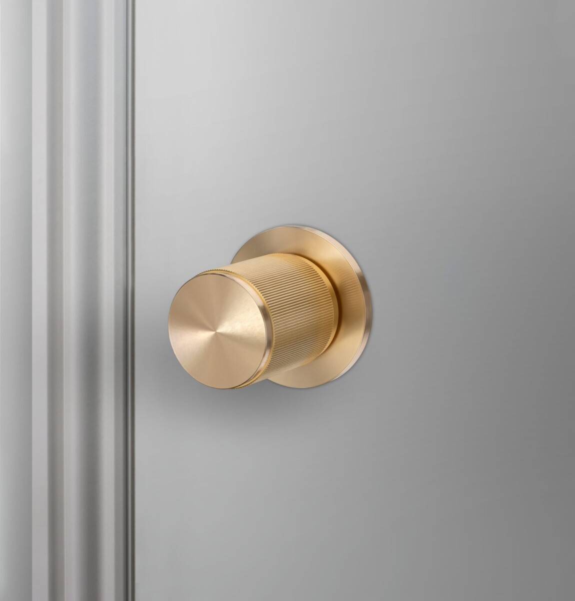 doorknob-linear-brass-busterpunch (2)