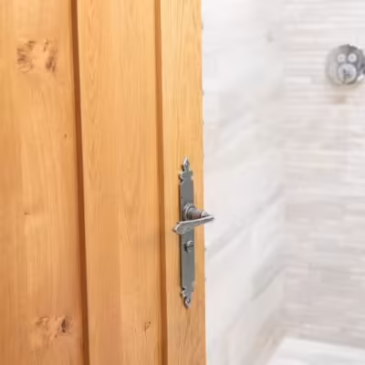 Pewter Cromwell Lever Bathroom Set - Image 4