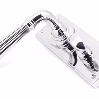 Polished Chrome Hinton Lever Bathroom Set - Image 3