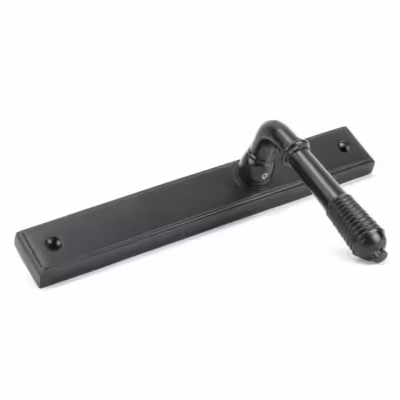Aged Bronze Reeded Slimline Lever Latch Set - Image 3