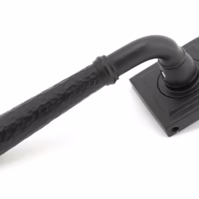 Matt Black Hammered Newbury Lever on Rose Set (Square)