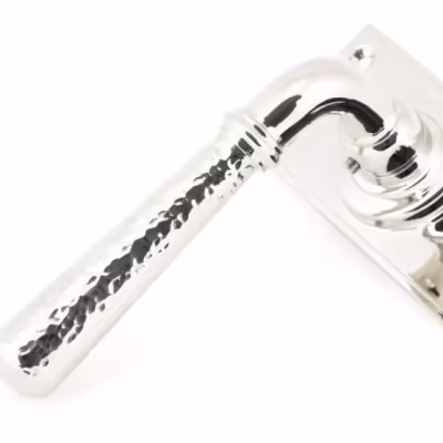 Polished Nickel Hammered Newbury Lever Bathroom Set - Image 3
