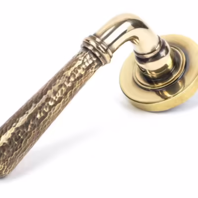 Aged Brass Hammered Newbury Lever on Rose Set (Plain) - Unsprung