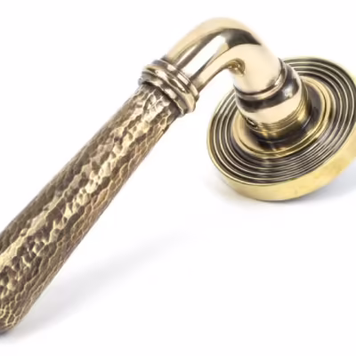 Aged Brass Hammered Newbury Lever on Rose Set (Beehive) - Unsprung