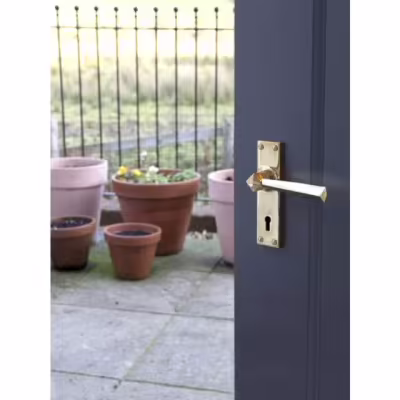 Polished Brass Straight Lever Lock Set - Image 4
