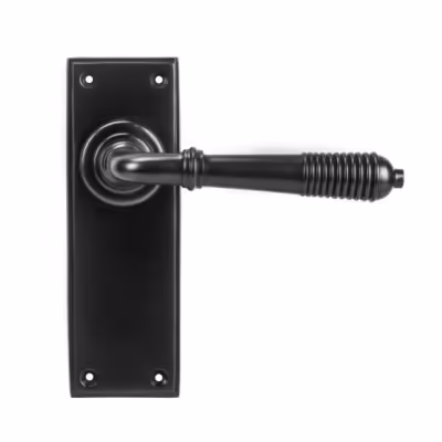Aged Bronze Reeded Lever Latch Set - Image 1