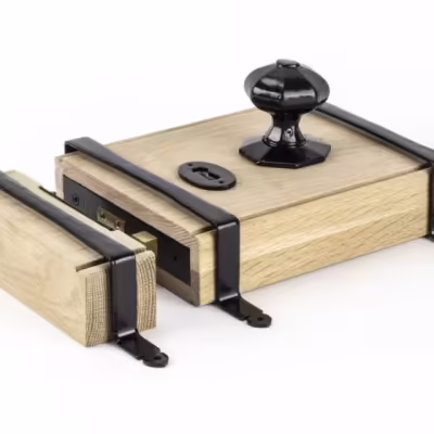 Black Oak Box Lock & Octagonal Knob Set