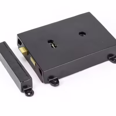 Black Rim Lock & Cast Iron Cover