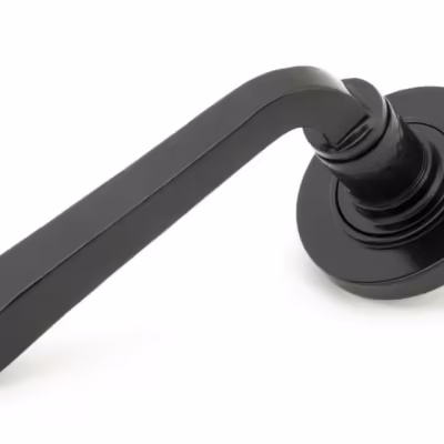 Black Avon Round Lever on Rose Set (Plain)