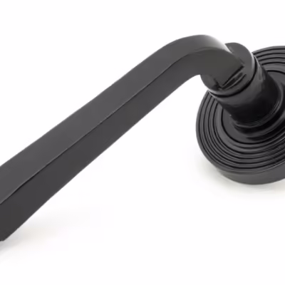 Black Avon Round Lever on Rose Set (Beehive) - Unsprung