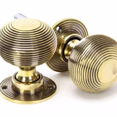 Aged Brass Beehive Mortice/Rim Knob Set