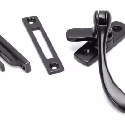 Black Peardrop Fastener