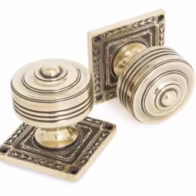 Aged Brass Tewkesbury Square Mortice Knob Set