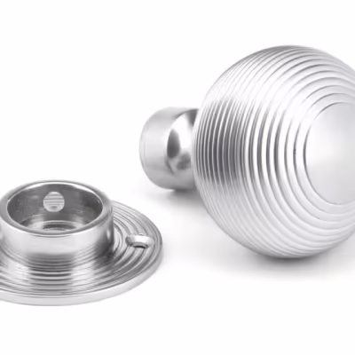 Satin Chrome Heavy Beehive Mortice/Rim Knob Set - Image 3