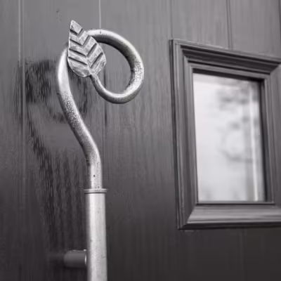 Pewter Leaf Curtain Finial (pair) - Image 3