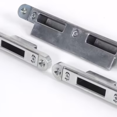 Bright Zinc Plated Espag Keep Set - 44mm Door