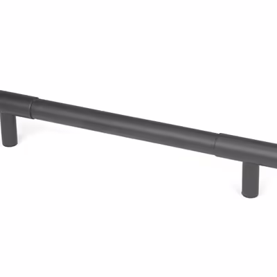 Matt Black Kelso Pull Handle - Medium