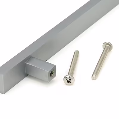 Satin Chrome Scully Pull Handle - Medium - Image 3
