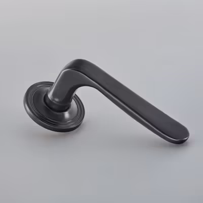 Garde Door Handle on Reeded Covered Rose