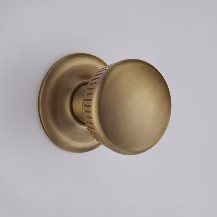 Brooklands Door Knob on Raised Edge Rose