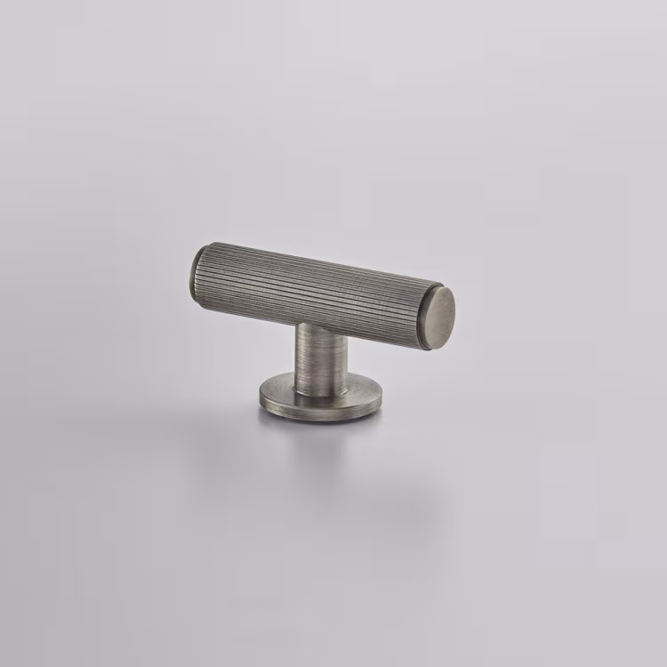 Avenue Cabinet T-Bar