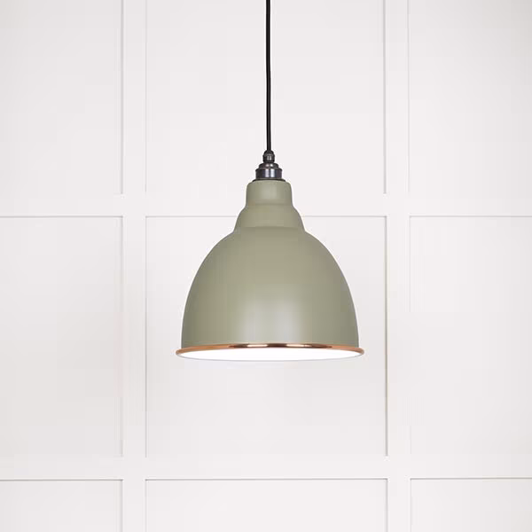 White Gloss Brindley Pendant in Tump
