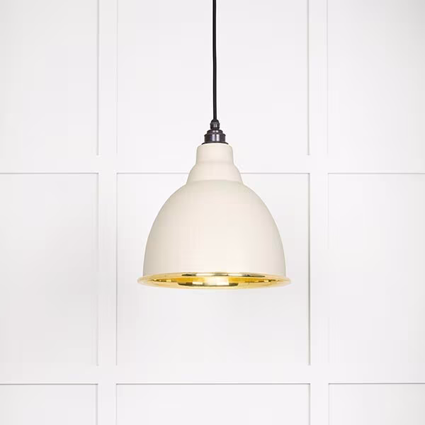 Smooth Brass Brindley Pendant in Teasel