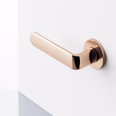 PP33 Lever Handle on Round Rose - Image 1