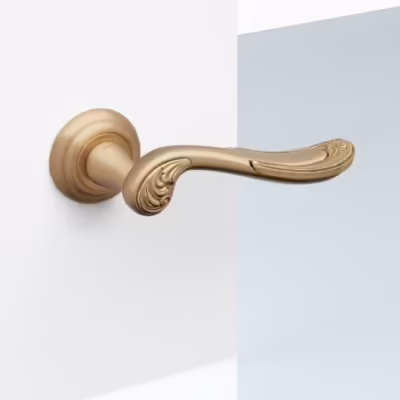 Lord Lever Handle on Round Rose