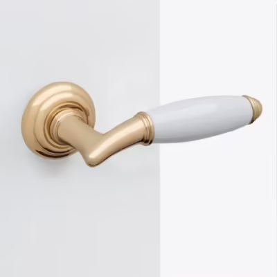 Melody Lever Handle on Round Rose