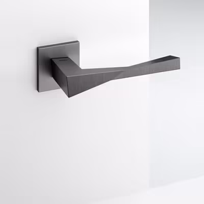 Twee Lever Handle on Square Rose