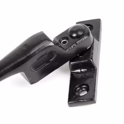 Black Night-Vent Locking Peardrop Fastener - RH - Image 6