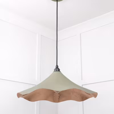 Smooth Copper Flora Pendant in Tump - Image 5