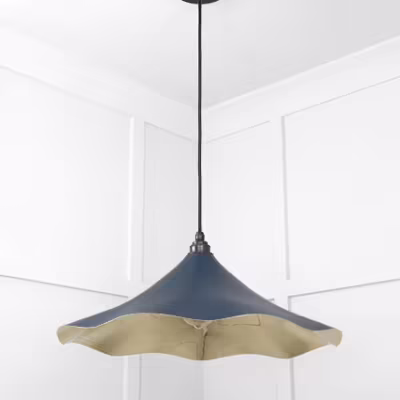 Smooth Brass Flora Pendant in Dusk - Image 5
