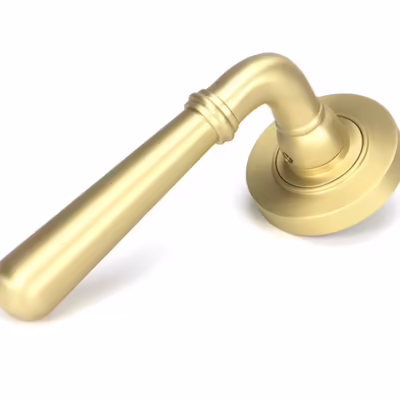 Satin Brass Newbury Lever on Rose Set (Plain) - Unsprung