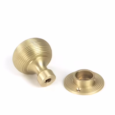 Satin Brass Heavy Beehive Mortice/Rim Knob Set - Image 5