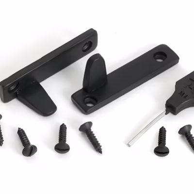 Matt Black Night-Vent Locking Newbury Fastener - Image 6