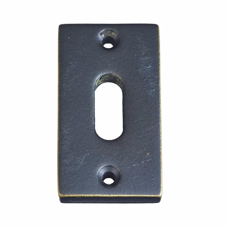 Jolie Escutcheon | Vertical | Pc J-7025