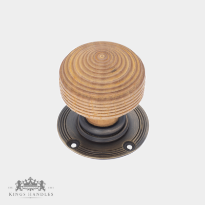 Oak Edwardian with Antique Brass Backplate (A OED) - Image 1