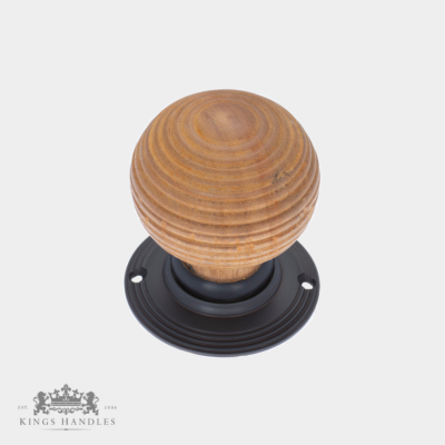 Oak Beehive Mk.1 with Dark Bronze Backplate (B OB1) - Image 1